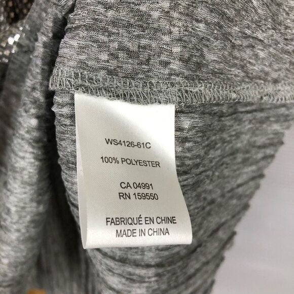 CAROLINA BELLE Metallic Silver Textured Short Sleeve Blouse Sz M - Picture 5 of 6